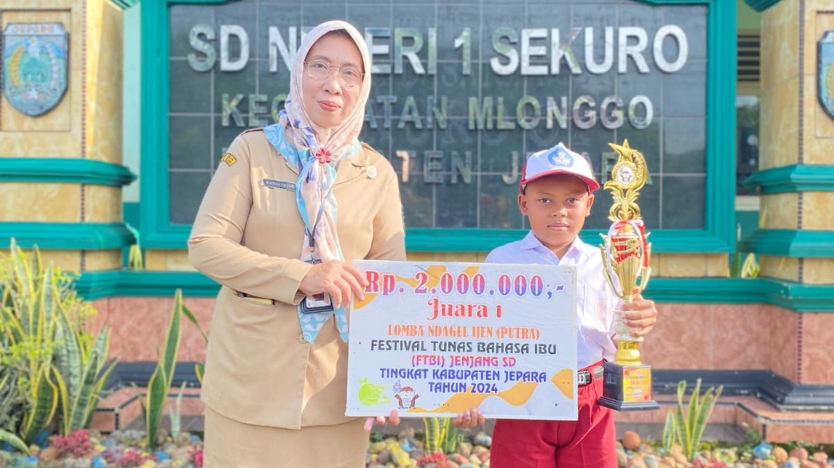 Siswa SDN 1 Sekuro Raih Juara 1 Lomba Ndagel Ijen Tingkat Kabupaten Jepara